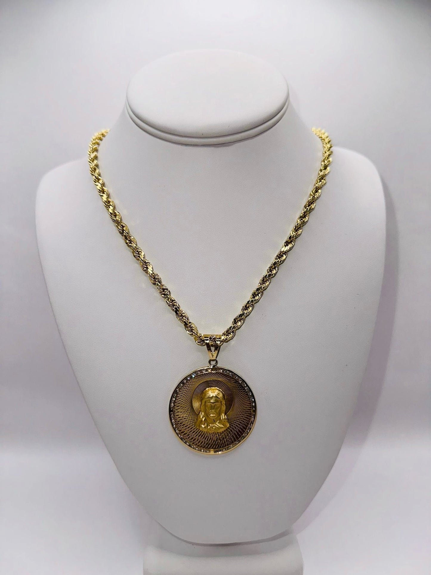 Cadena estilo lazo