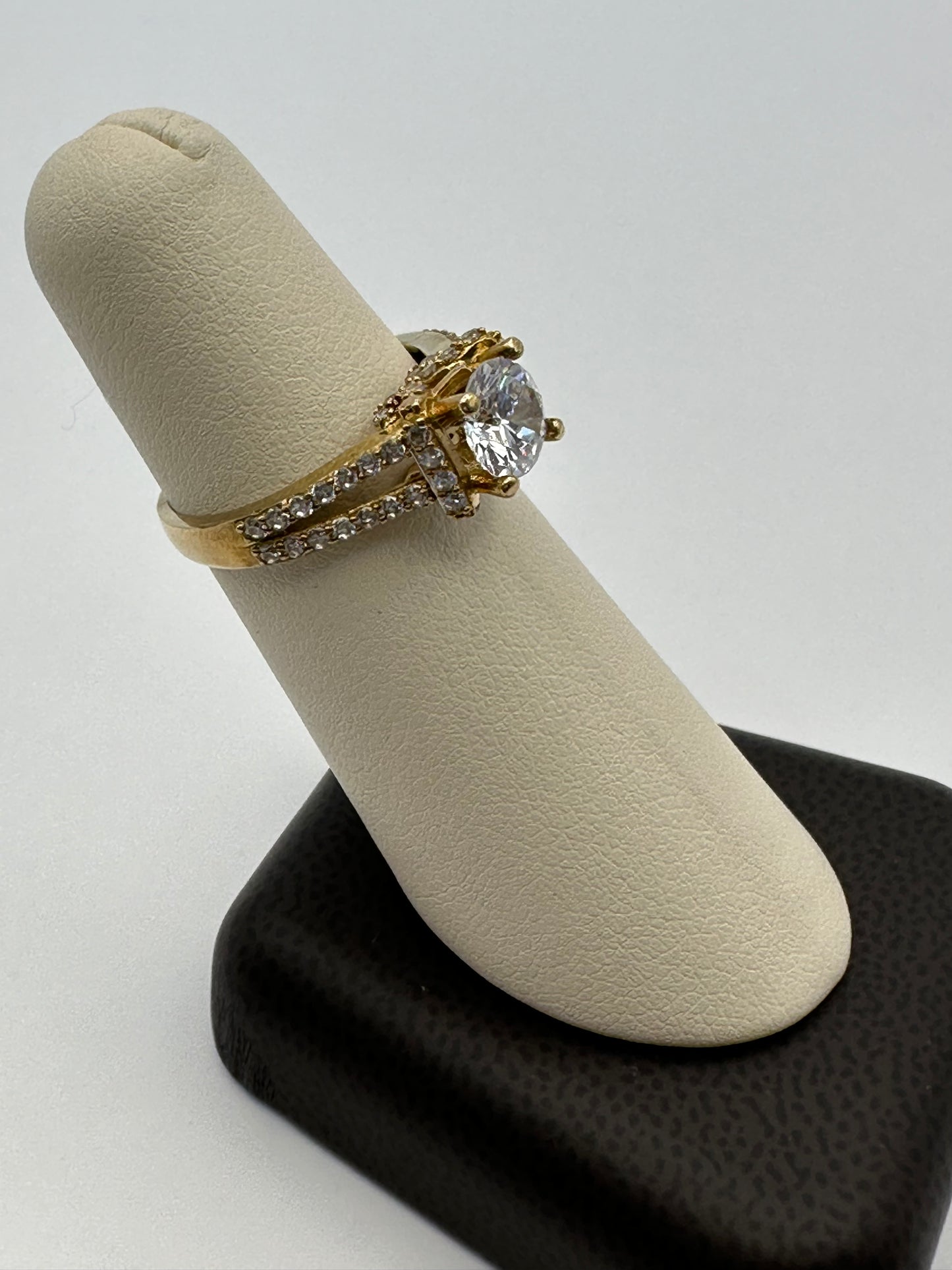 10k Gold Diamond Ring