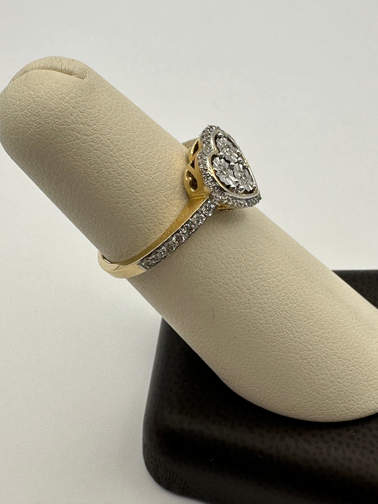 10k Iced Heart Gold Ring