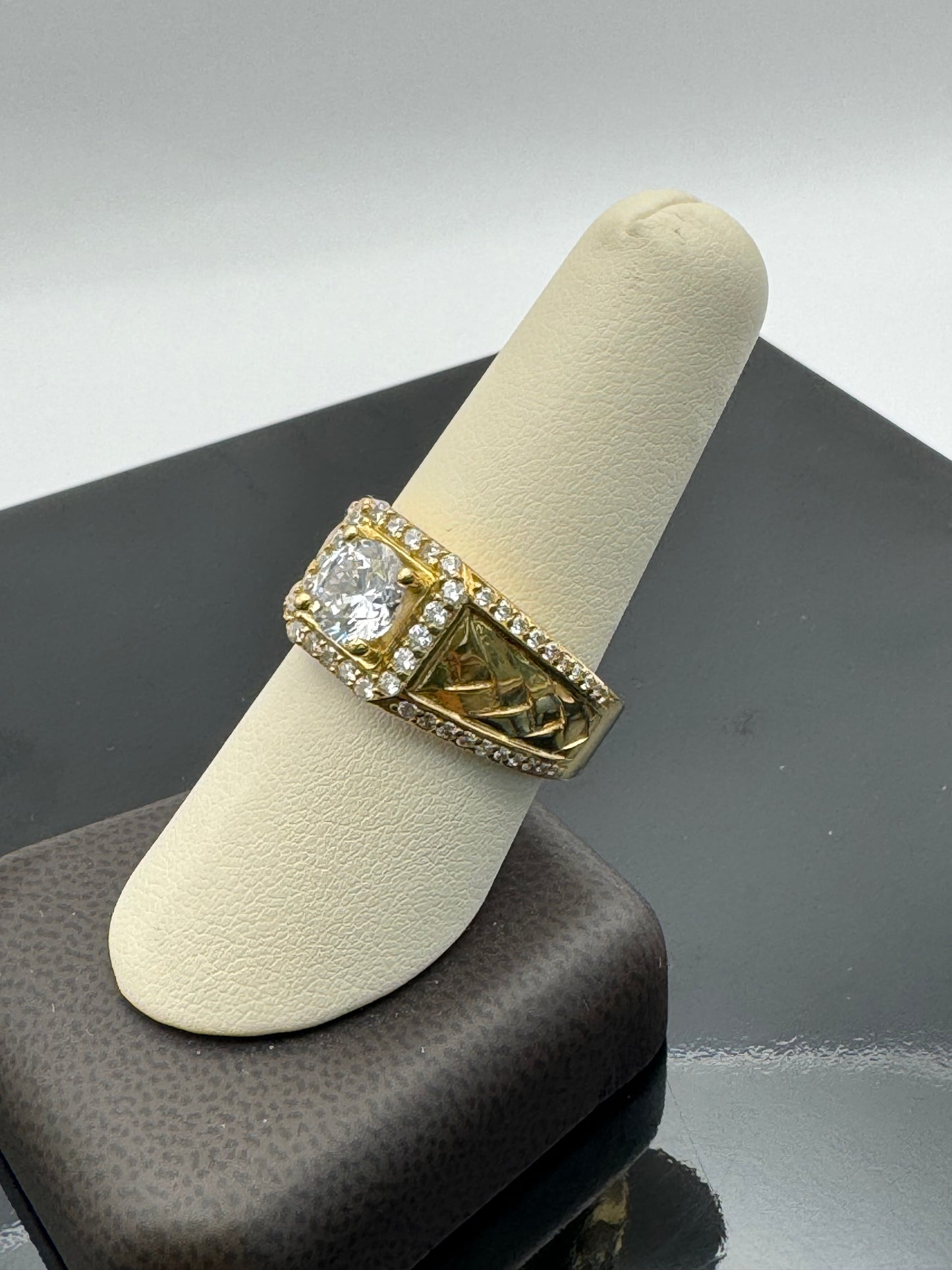 Pearlized 10k Yellow Gold Ring