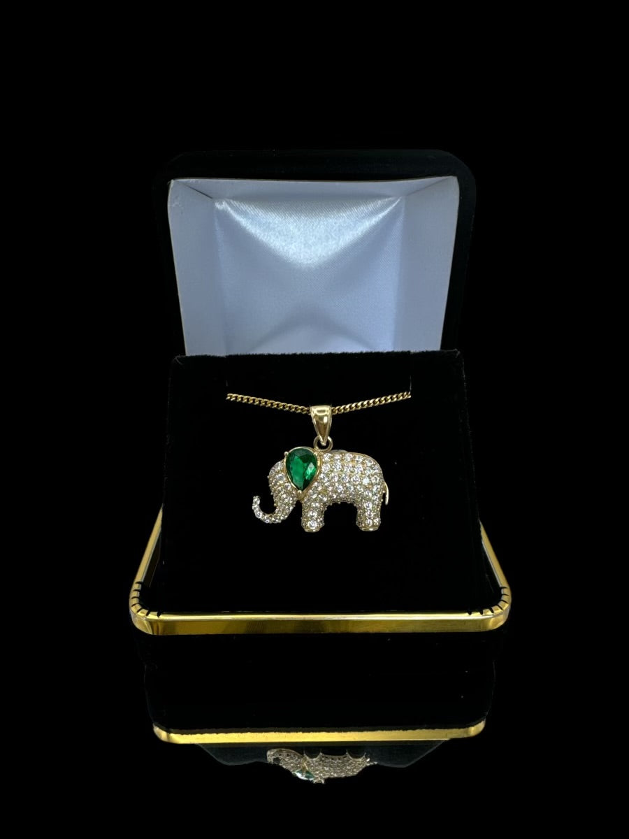 Dije de elefante ojo verde