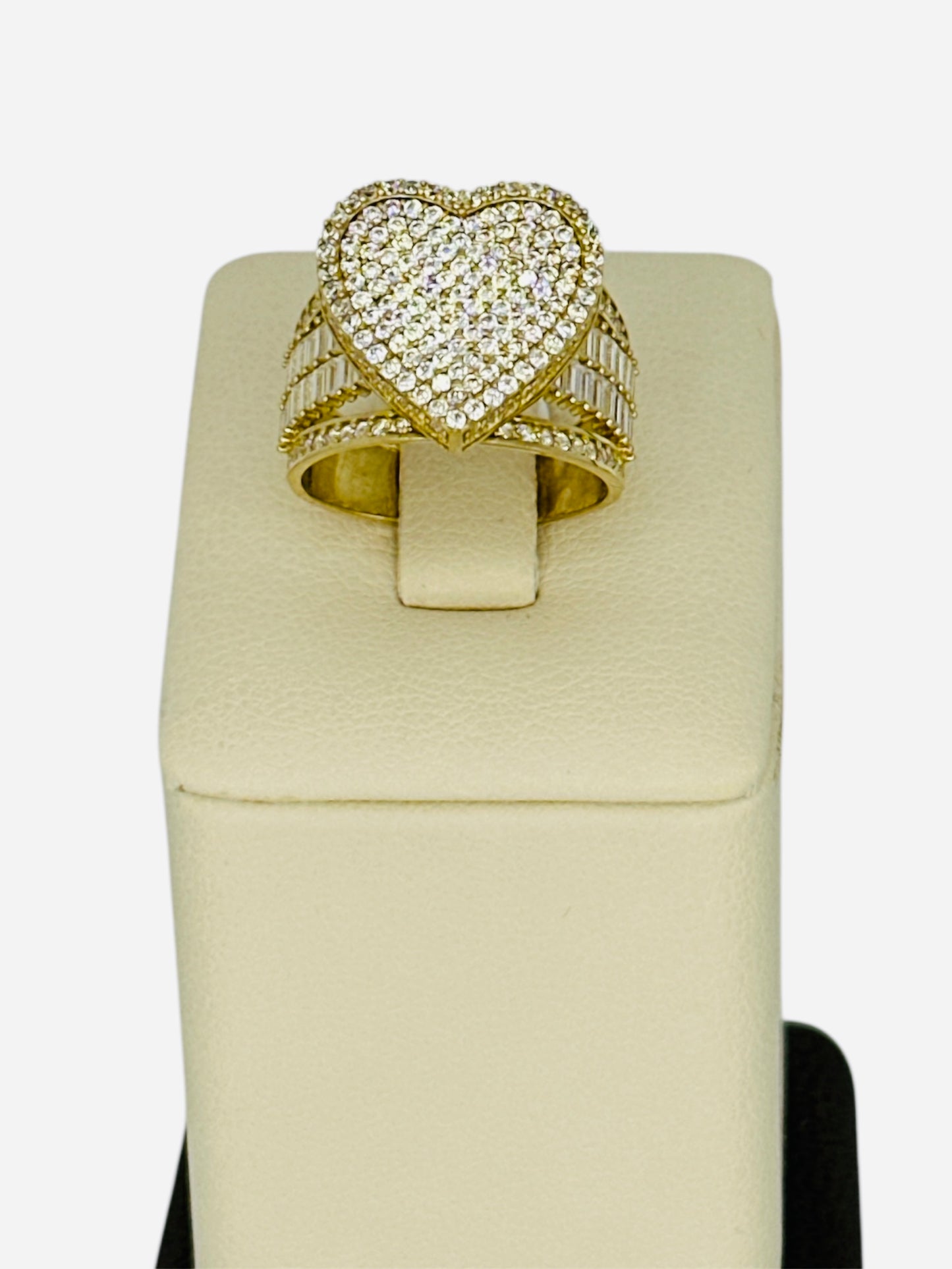Anillo de corazón