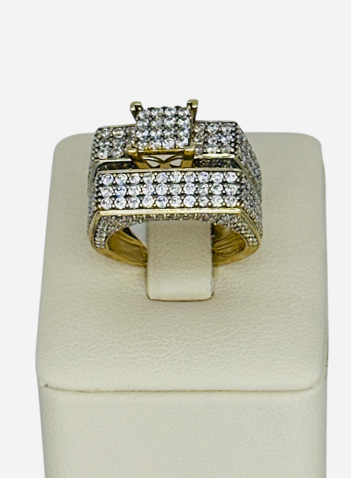 Anillo de compromiso 10k 9.6g