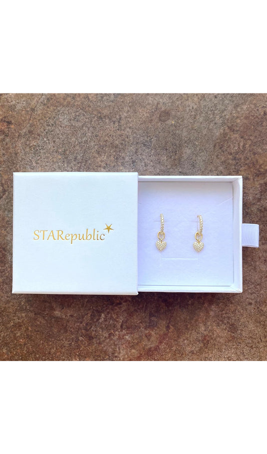 Aretes de corazón de 10k 1.5g