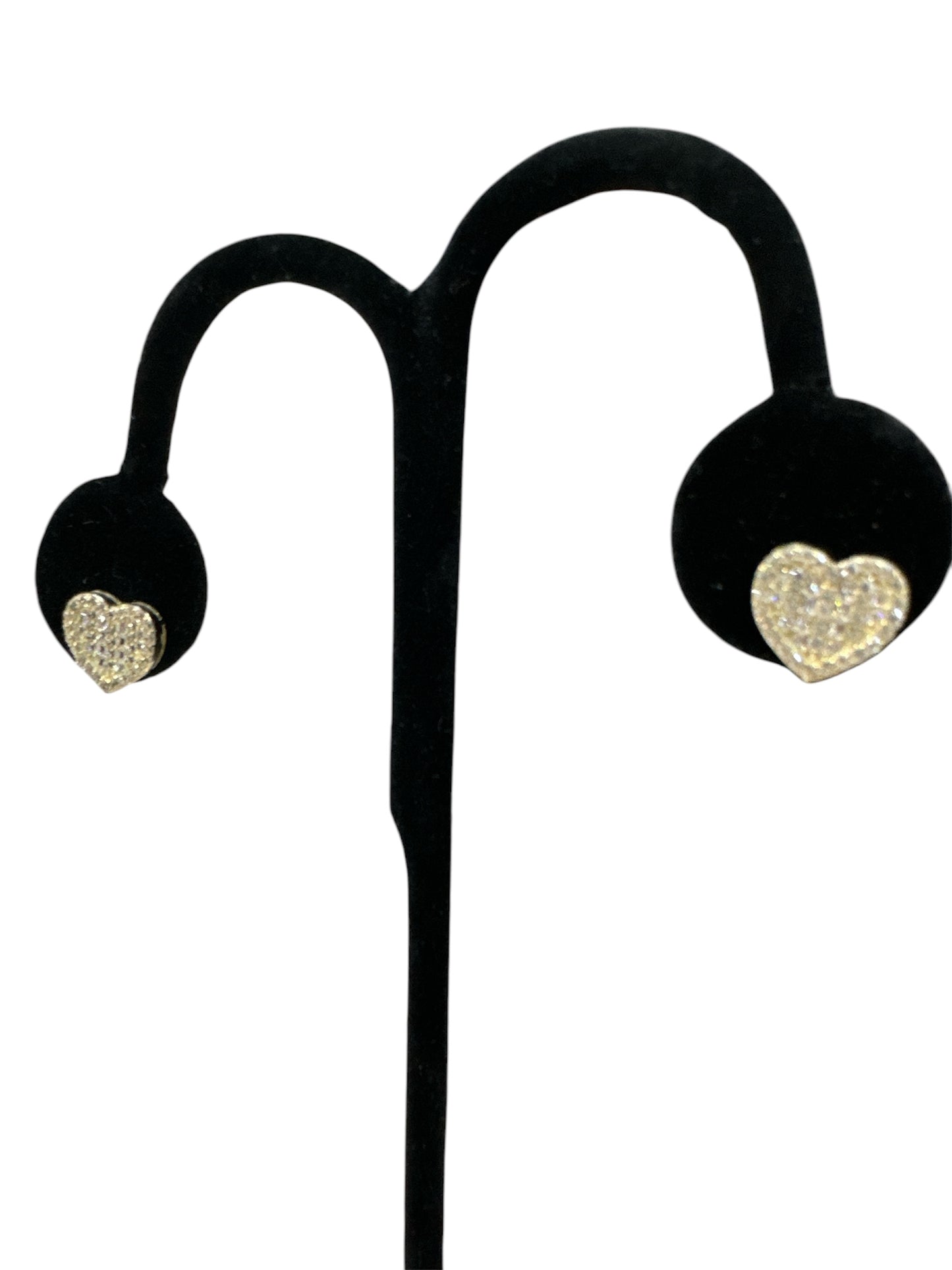 Aritos de estilo corazón 10k 2.3g