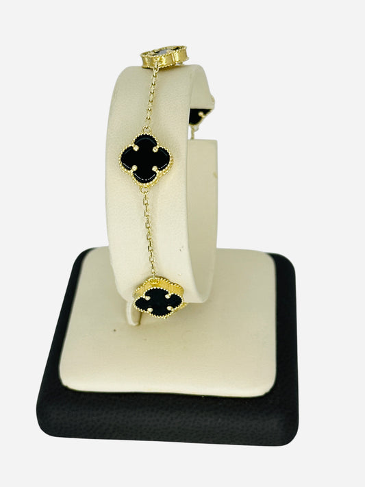 Brazalete trebol negro 10k 5.4g