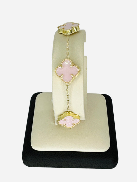 Brazalete de trebol color rosa 10k 9.1g