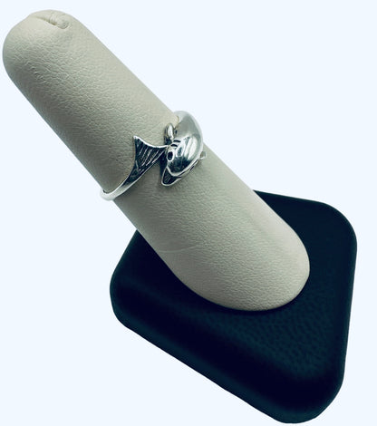 Anillo de delfin